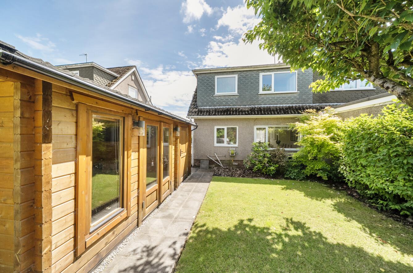 Sketty Park Close, Sketty, Swansea, SA2 8LR